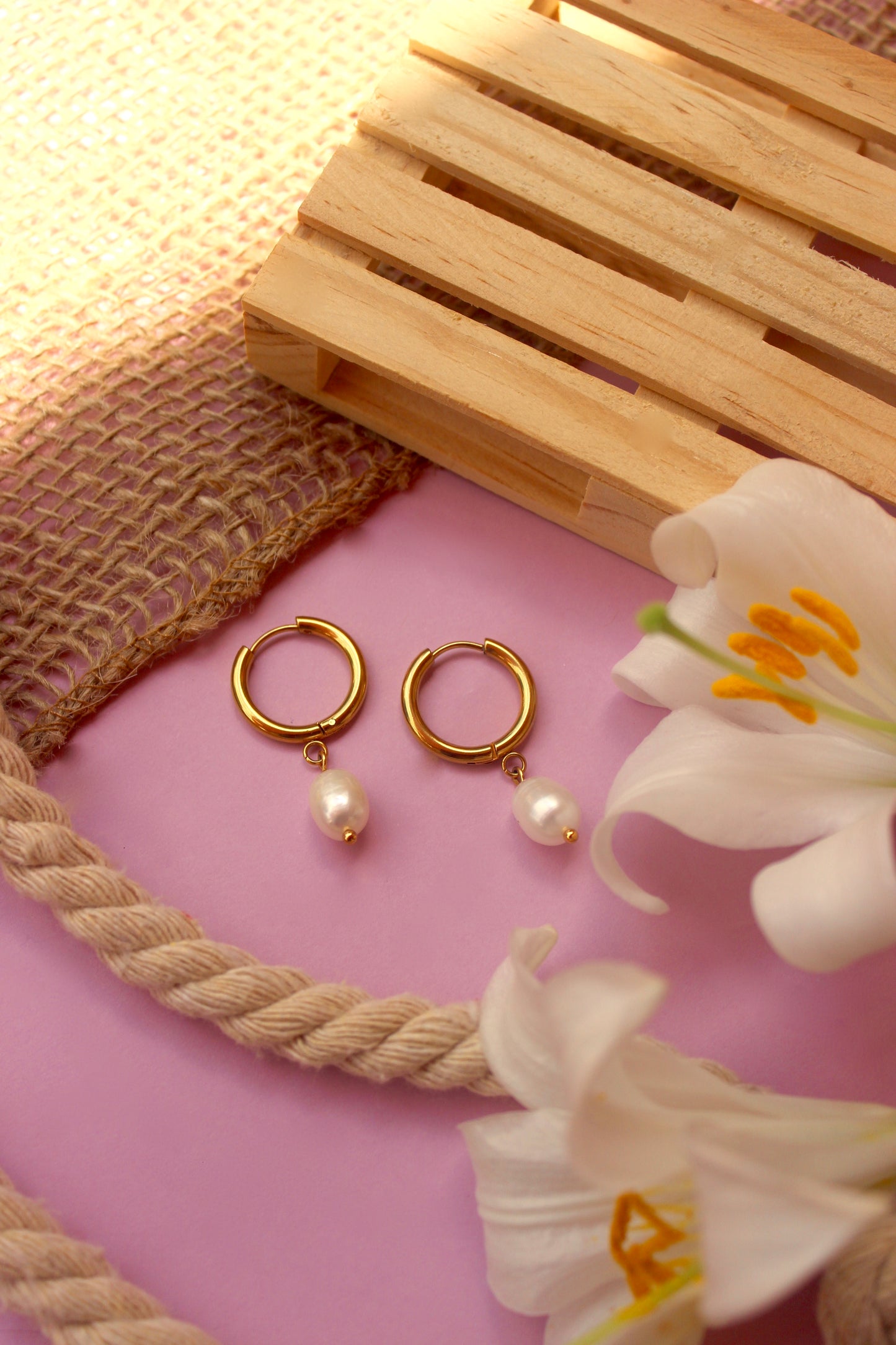 Pendientes perlas dorados