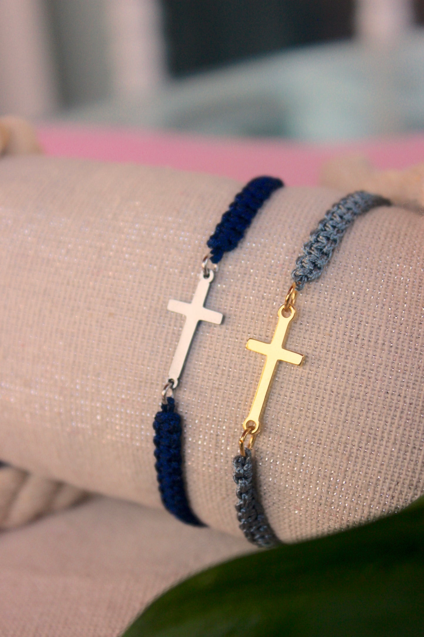 Pulseras cruces acero
