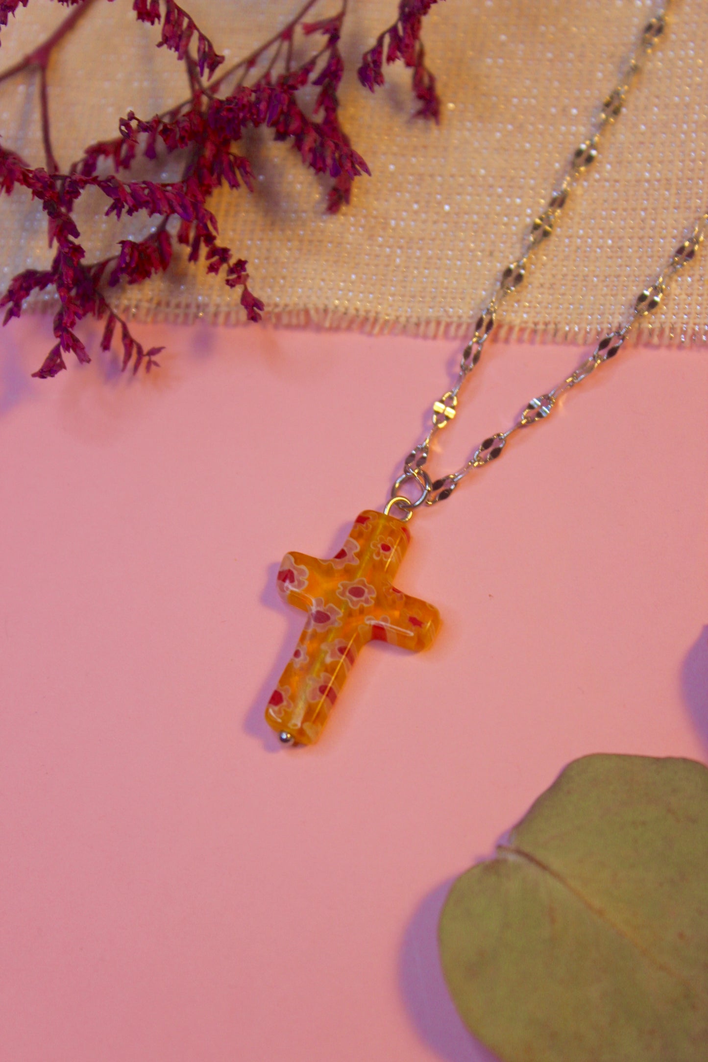 Colgante cruz cristal amarilla