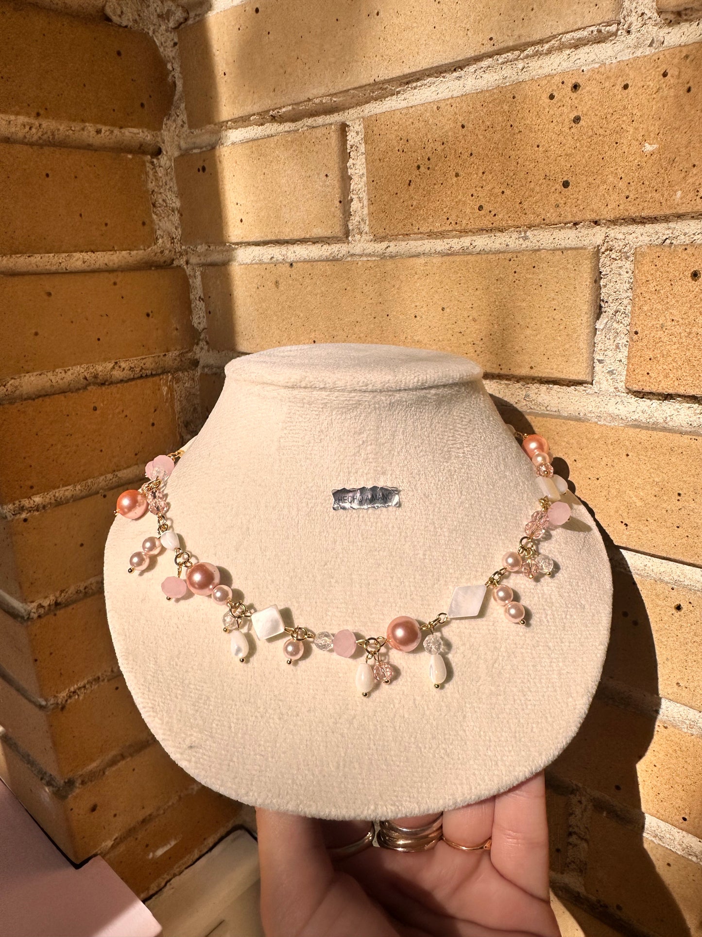 Collar sexteen dorado rosa